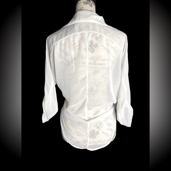 Cute sheer white button up blouse size small - Picture 5 of 6